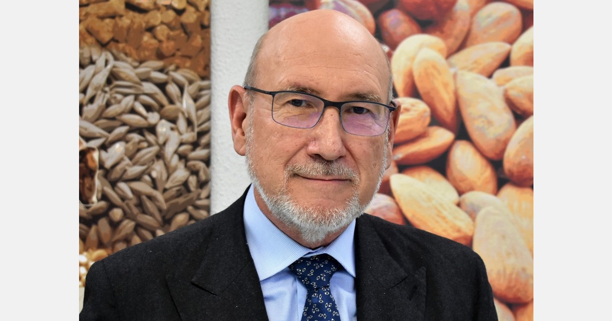 "Spain produced a record 366,465 tons of almonds in 2024/25 season"