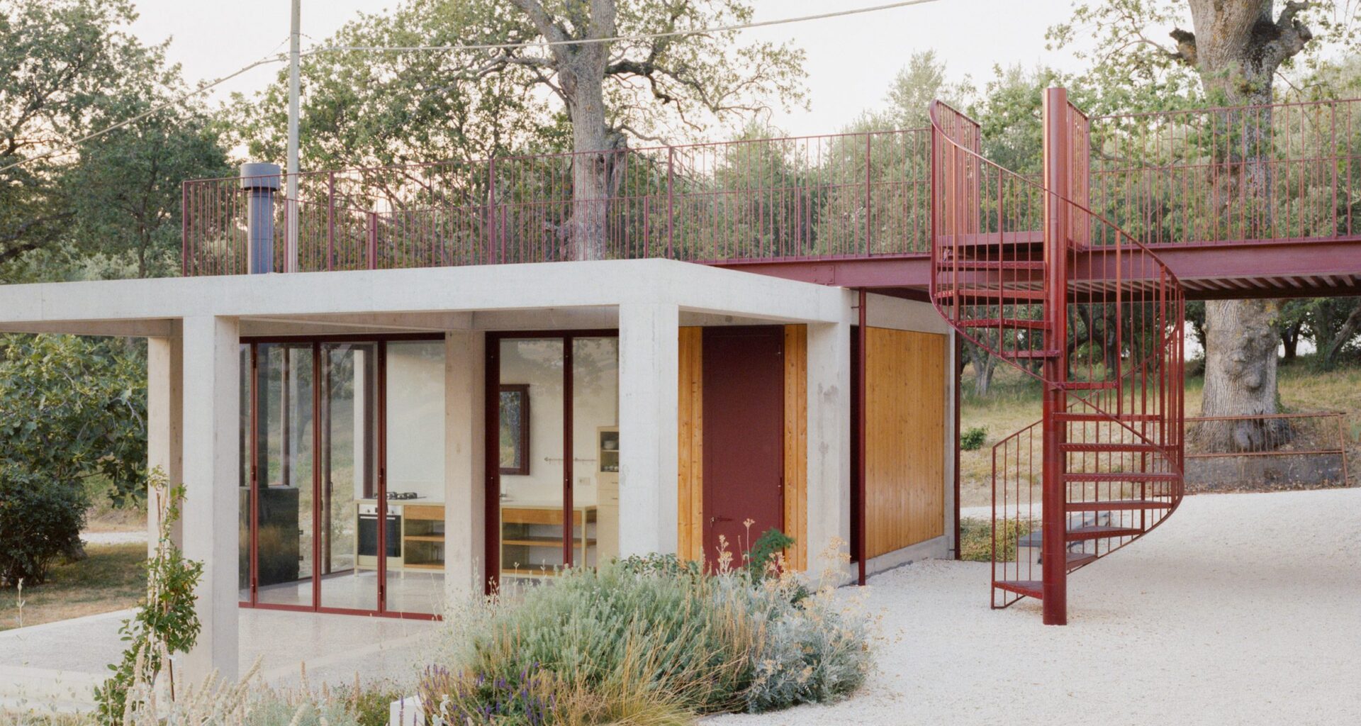 Annesso Rosso by Mecozzi Verdini