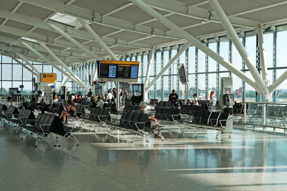 The Best And Worst Airport Lounges In The UK Ranked For 2025