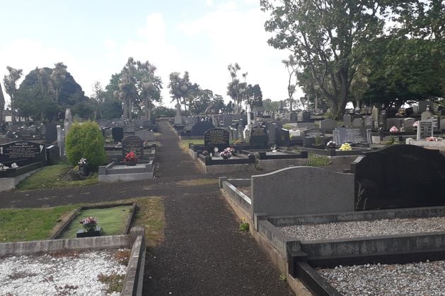 Council drops plans to end burials on Sundays