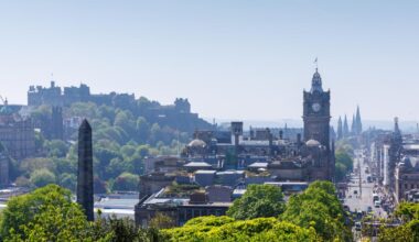 Edinburgh council workers to vote on strike action over van tracking