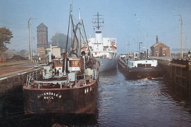 Manchester Ship Canal, Irlam Locks in 1970.