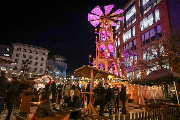 Piccadilly Gardens.
It’s the first evening of the Manchester Christmas Markets 2023, as they opened for business across the city centre earlier today.