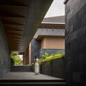© Qingyan Zhu Changzhou Tian An Clubhouse Renovation / HATCH Architects - Interior Photography, Column