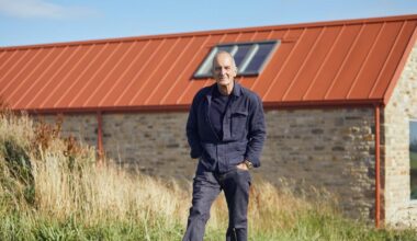 Grand Designs revisits ultra-modern floating timber home