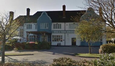 Stag and Three Horseshoes pub closes for refurbishment