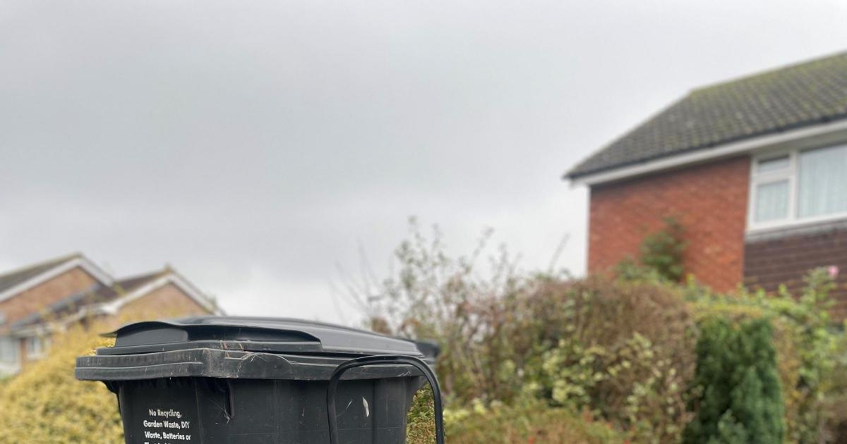 North Somerset: What to do with a broken recycling bag