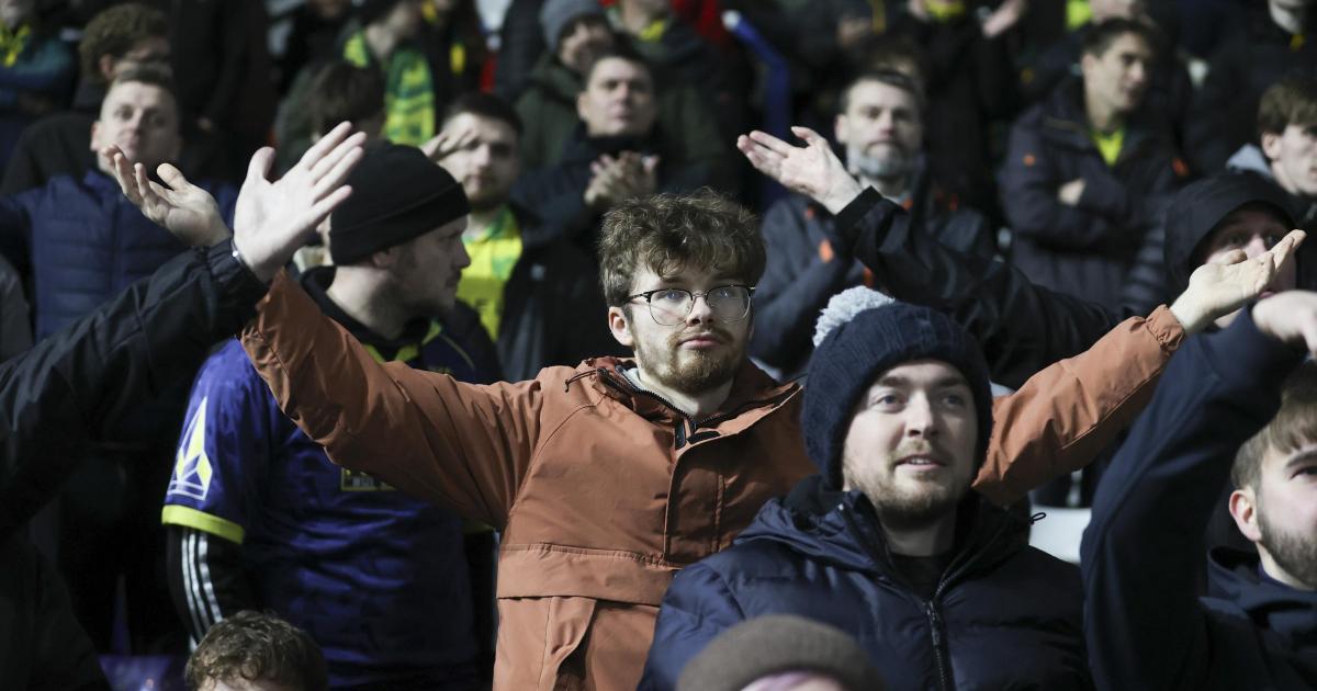 Fan reaction after Norwich City's 4-1 defeat at Birmingham