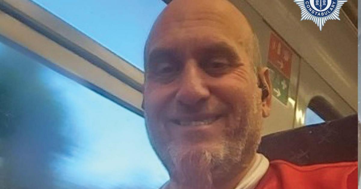 Cheshire Police launch appeal to trace missing Edinburgh man