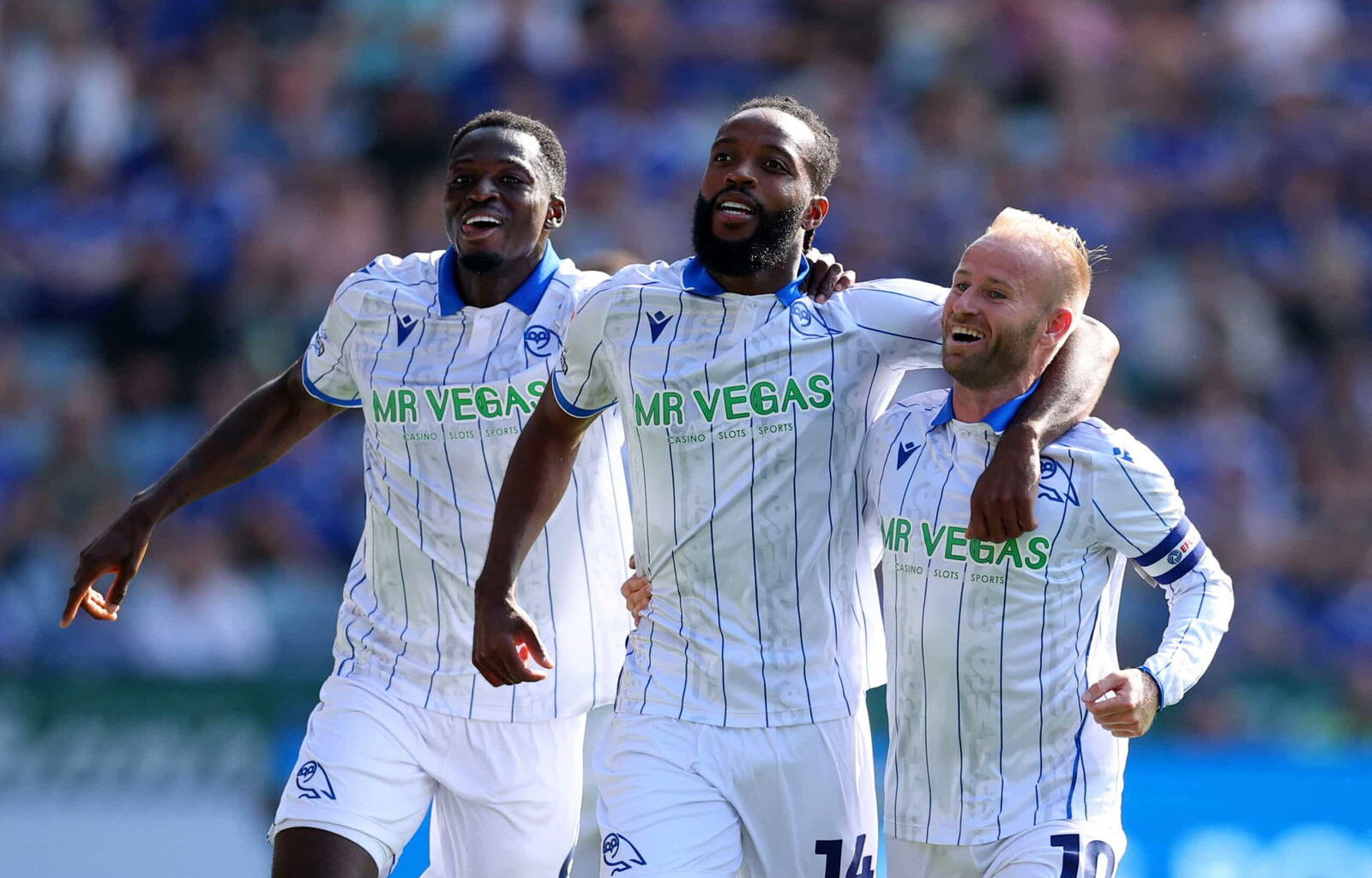 Sheffield Wednesday given permission to sign two free agents