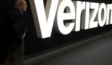 Verizon planning its largest layoffs ever: Report | Telecommunications News