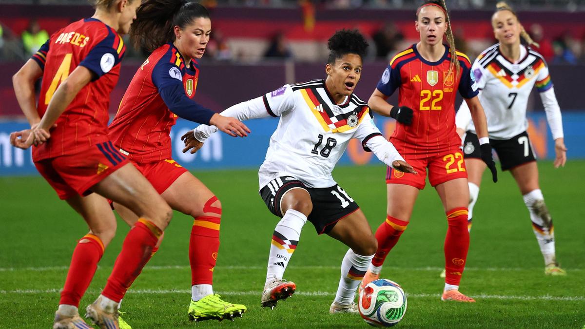 UEFA Women’s Nations League — Germany and Spain share spoils in first leg of final
