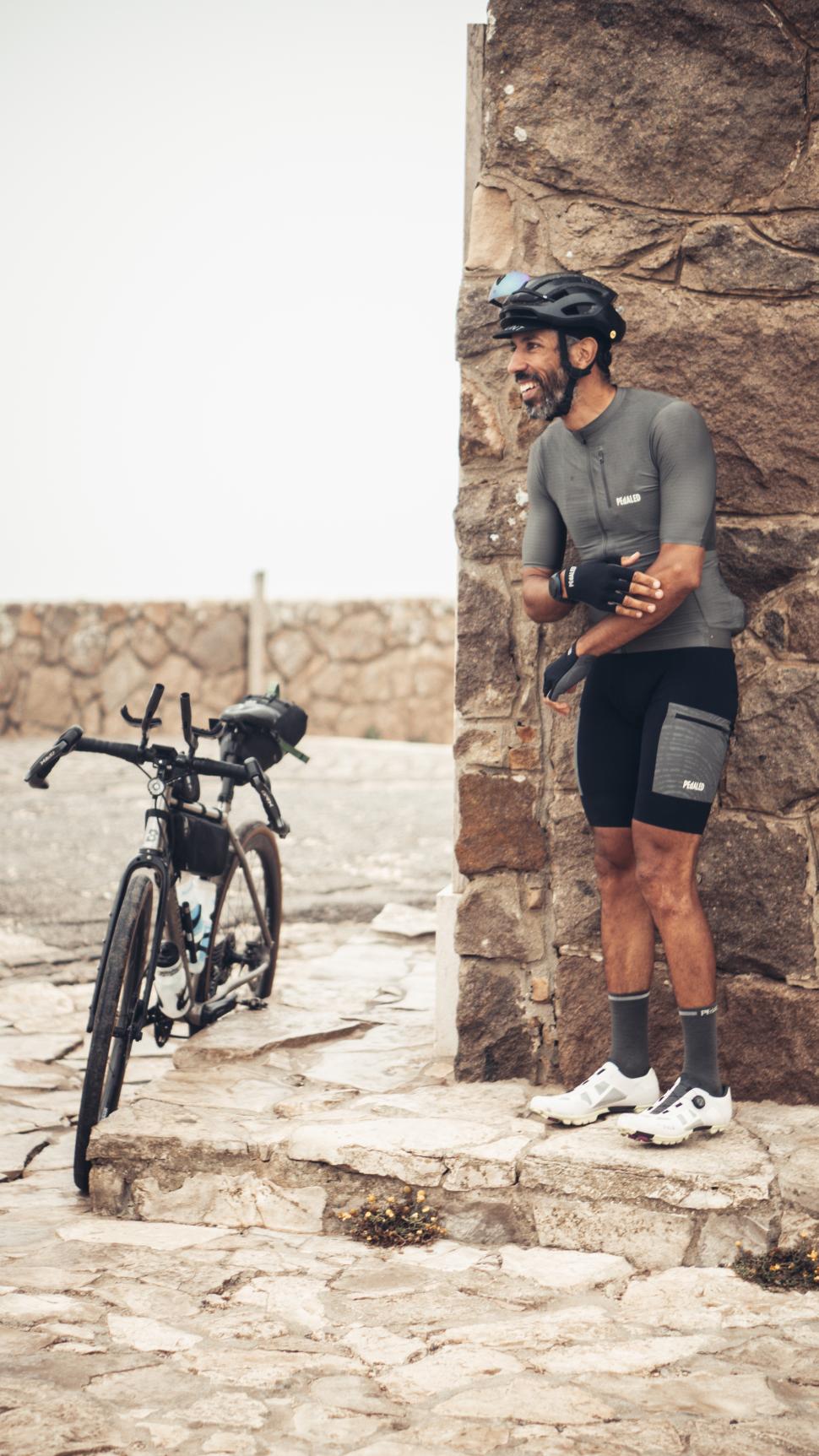 2025 Sofiane Sehili alongside Bombtrack 