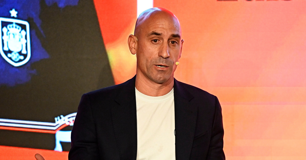 Former Spanish soccer boss who kissed player at World Cup final, egged at book presentation