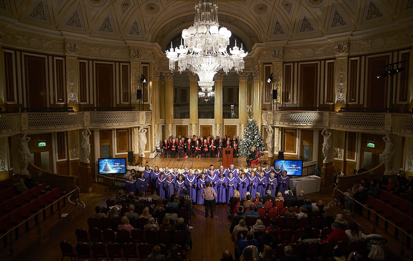 Roy Castle Lung Cancer Foundation brings its Lights of Hope service back to Liverpool
