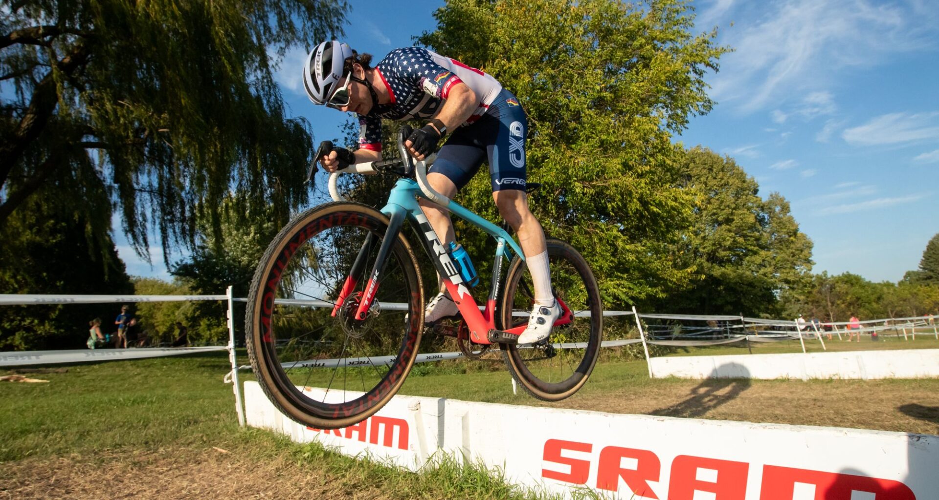 Pan-Am Cyclocross Championships: Andrew Strohmeyer solos to elite men’s title