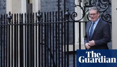 Starmer pleads for government to unite in fightback after difficult week | Keir Starmer