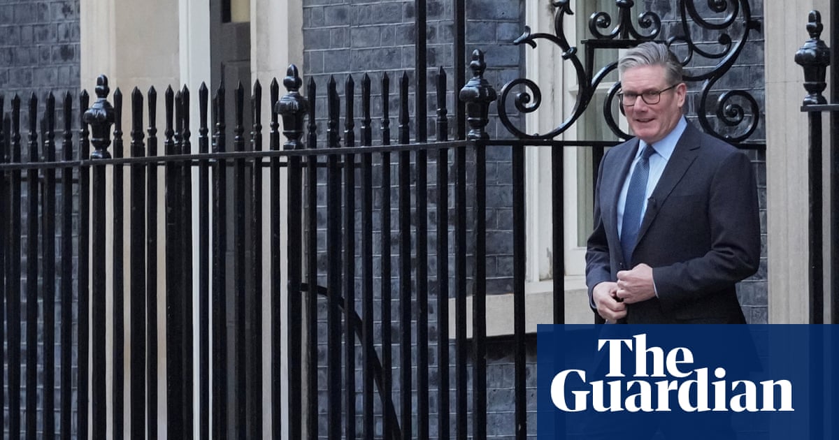 Starmer pleads for government to unite in fightback after difficult week | Keir Starmer