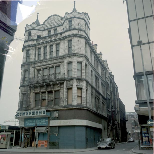 The Cinephone's handsome Edwardian architecture is apparent in this 1973 photograph