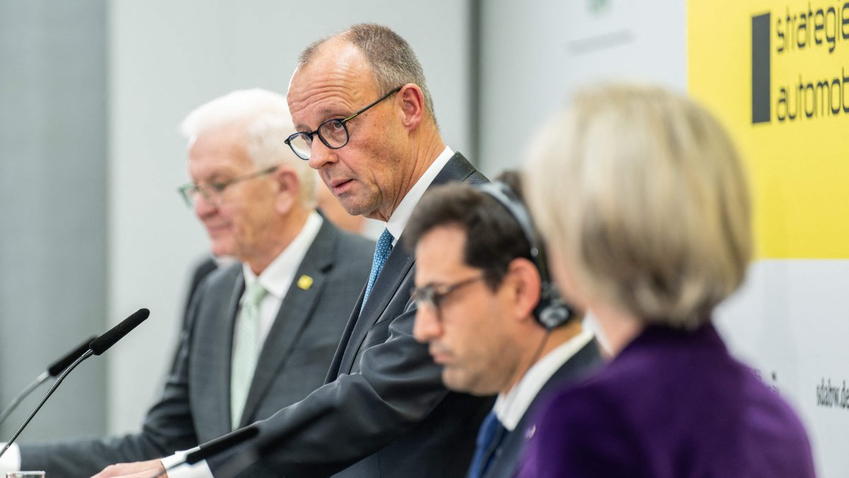 EU to allow ‘flexibility’ for struggling auto sector