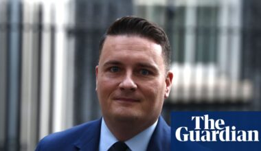 Wes Streeting calls BMA ‘impossible’ and says they made ‘misleading’ claims | NHS