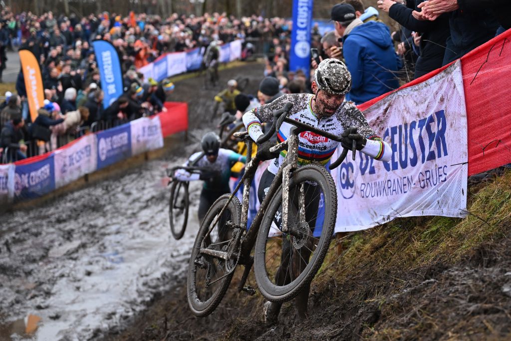 Dutch Mathieu Van Der Poel pictured in action during the men's elite race at the World Cup cyclocross cycling event in Maasmechelen, Belgium, stage 11 (out of 12) of the UCI World Cup cyclocross competition, Saturday 25 January 2025. BELGA PHOTO LUC CLAESSEN (Photo by LUC CLAESSEN / BELGA MAG / Belga via AFP)