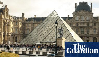 Four more people arrested in connection with Louvre heist | Paris