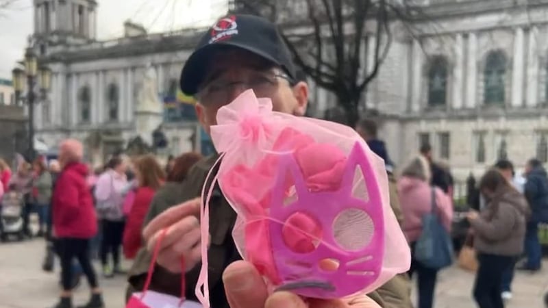 Knuckledusters handed out to women in ‘safety bags’ at anti-Islam rally in Belfast