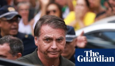 Jair Bolsonaro ordered to start 27-year prison term for plotting Brazil coup | Jair Bolsonaro