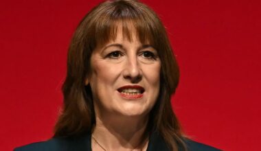 UK high street facing 'worst Christmas on record' as Reeves sparks economic armageddon | Politics | News