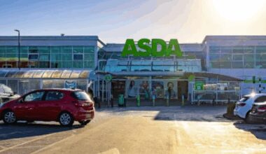 Armed police officers deployed as woman rushed to hospital after stabbing outside of Asda | UK | News