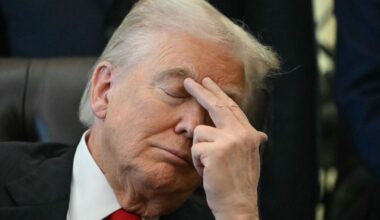 Moment Donald Trump 'slumps over asleep' on live TV as worries mount | TV & Radio | Showbiz & TV