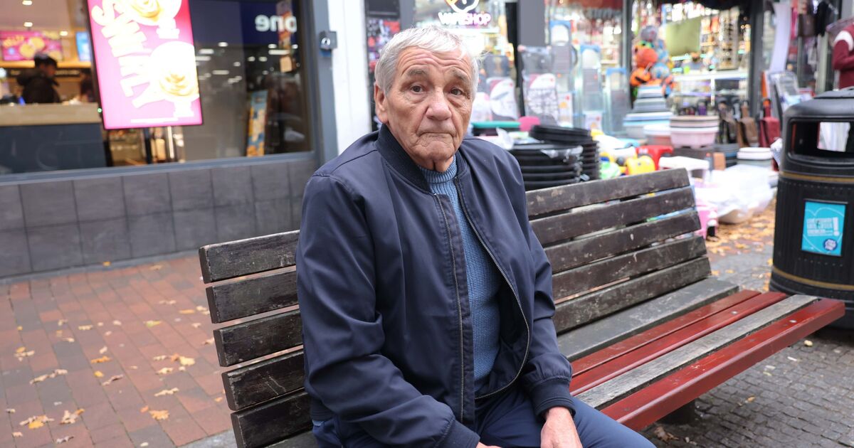 Pensioners warn Nigel Farage: Scrap the triple lock and Reform UK loses votes | Politics | News