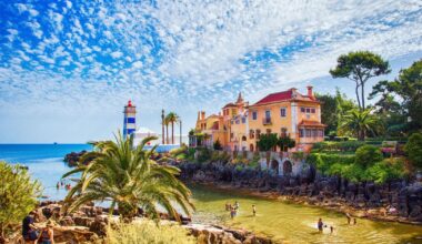 Simon Calder recommends walkable town that's perfect for pensioners | Europe | Travel