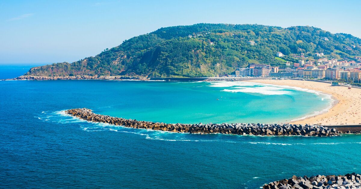 'Beautiful' island with 24C November heat is 'hidden gem' | Europe | Travel