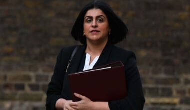 Shabana Mahmood celebrates sending 100 migrants back to France - but 8,000 more arrive | UK | News