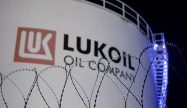 Russia economy meltdown as £13.5bn in assets seized while Kremlin given December deadline | World | News