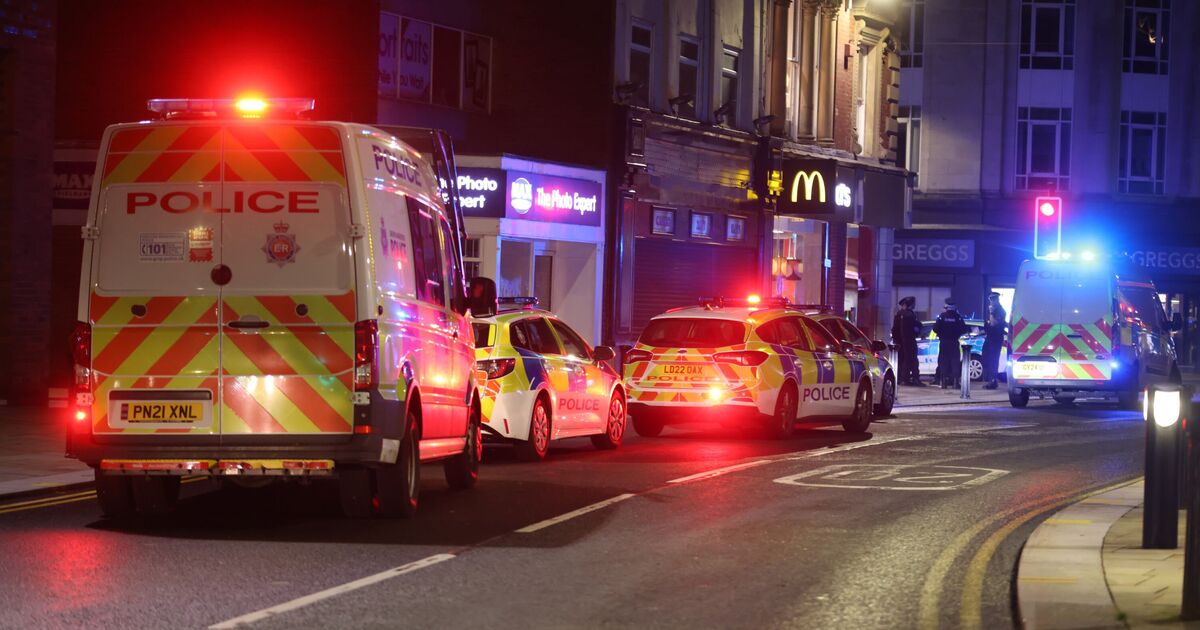 UK town centre chaos as police swarm scene following 'trouble involving 60 people' | UK | News
