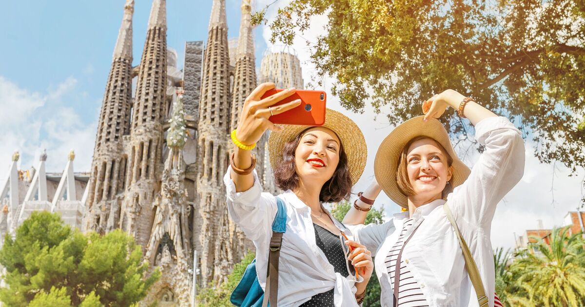 Brits in Spain warned of major new changes to residency and visa laws for next year | Travel News | Travel