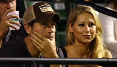 Inside reclusive life of former tennis No. 1 set to welcome baby with Enrique Iglesias | Tennis | Sport