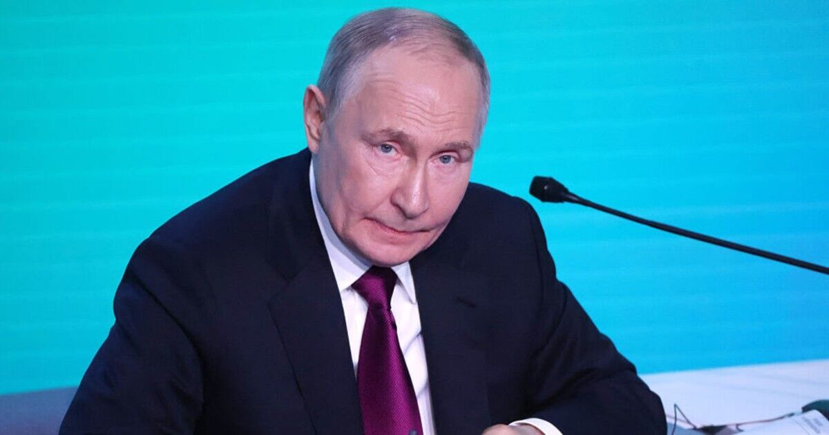 Russian economic meltdown as banks face £100bn 'time bomb' and 'full-blown crisis' | World | News