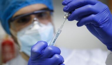 Spain in new mask rule as Covid and flu sparks crisis in hospitals | World | News