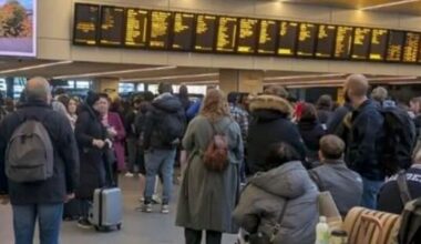 Leeds station LIVE: 'Do not travel' warning after signal fault chaos | UK | News