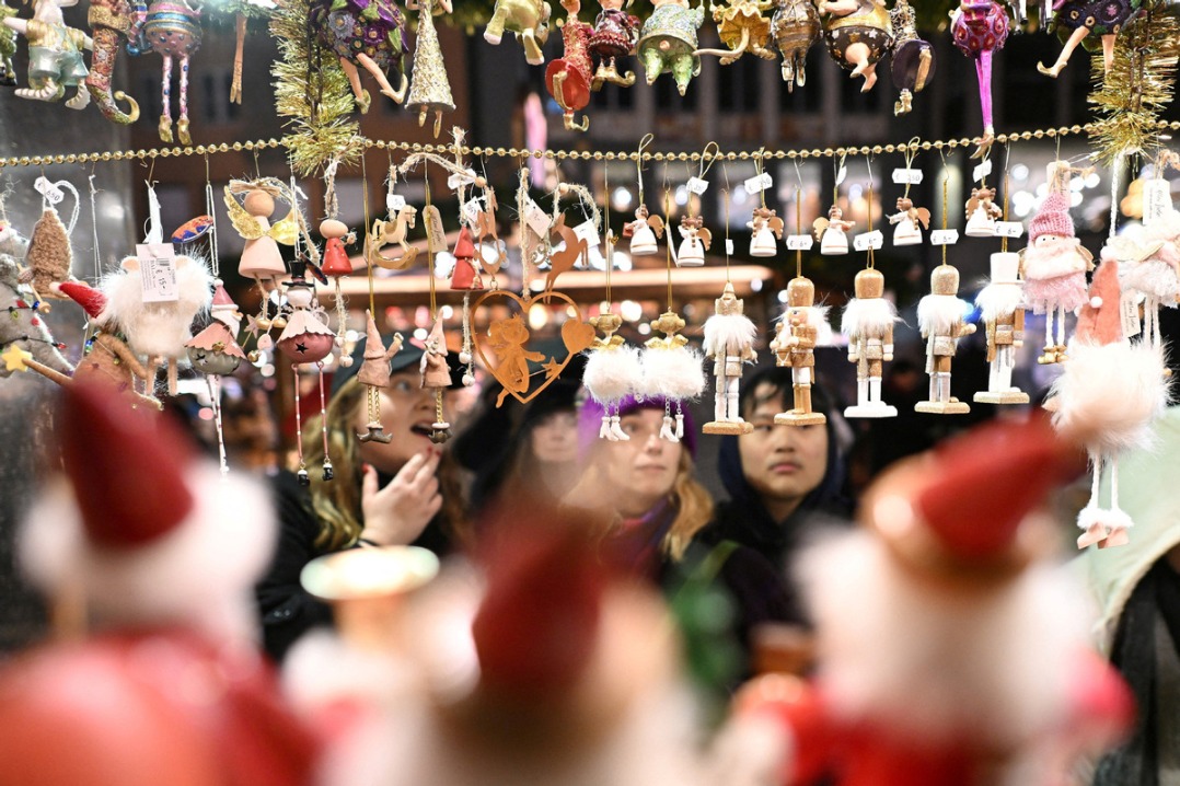 German Christmas markets issue security cost warning