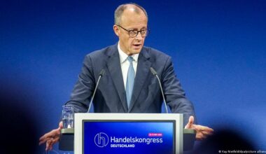 Merz's pension headache threatens coalition – DW – 11/19/2025