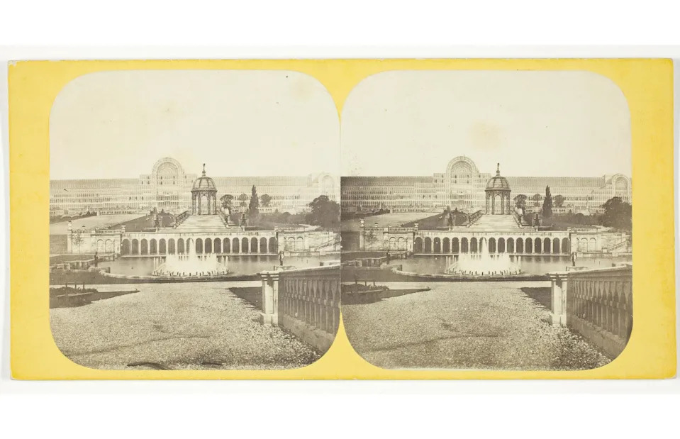 <p>Heritage Art/Heritage Images via Getty Images</p>