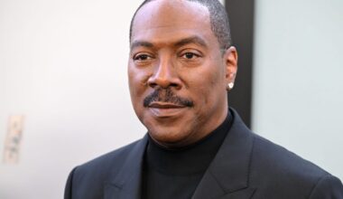 Eddie Murphy paid for these celebrity funerals. Here's why