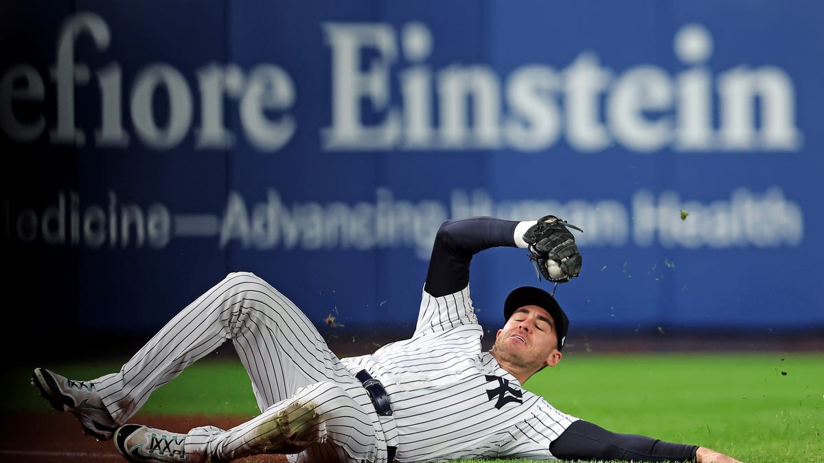 MLB hot stove free agent rumors, 10 biggest questions, trade targets