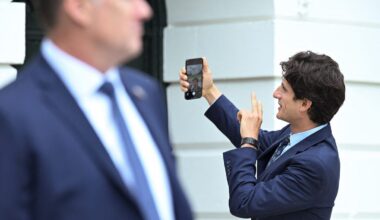 Schlossberg's Kennedy name shouldn't earn him any votes