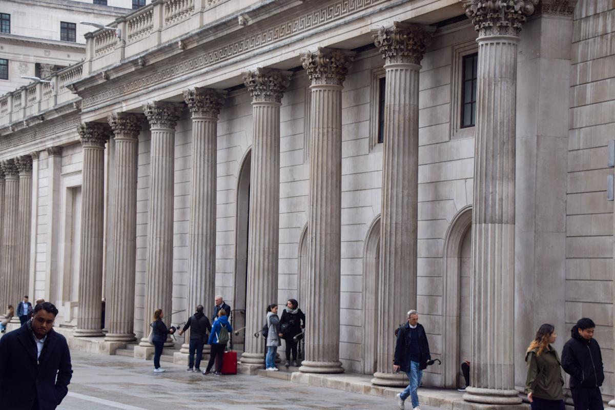 London flat and European stocks mixed as UK inflation dip lifts hopes for December interest rate cut